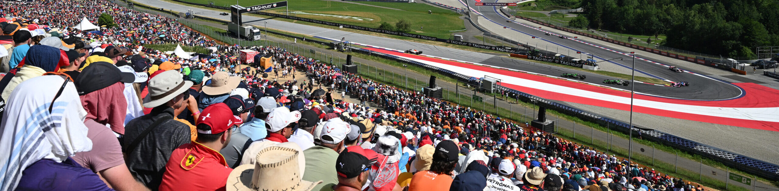 Zuschauer am Spielberg Ring