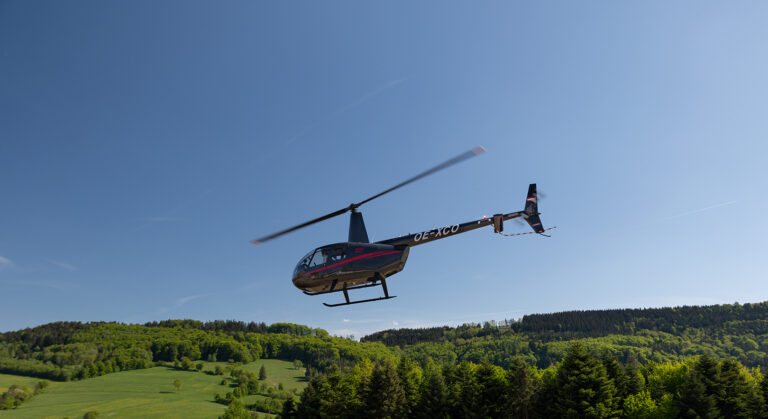 Robinson R44 Raven II - OE-XCO